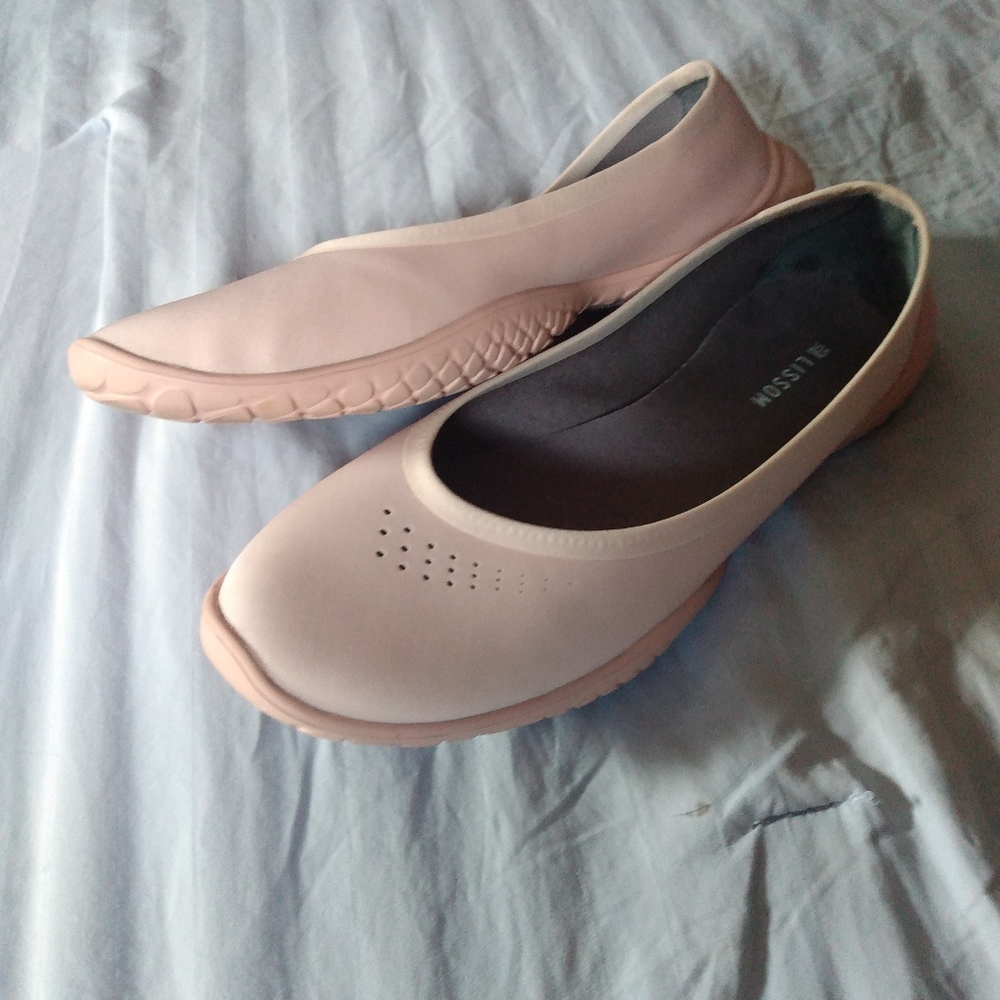 10.5 LISSOM soft pink soft flexible flats